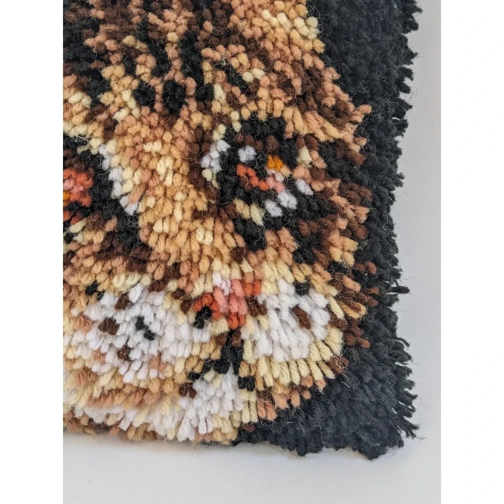 Vintage Latch Hook Tabby Cat Throw Pillow Complete Handmade‎ Shag Retro Feline